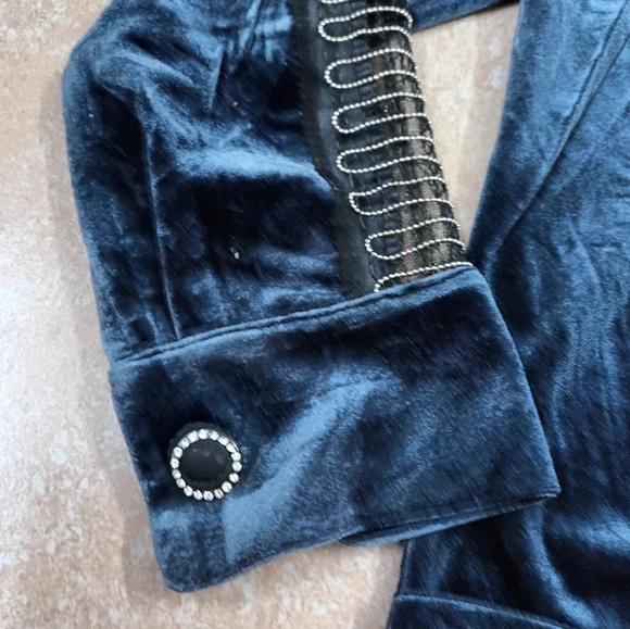 Velvet designer dress...condition new.. - Picture 3 of 8